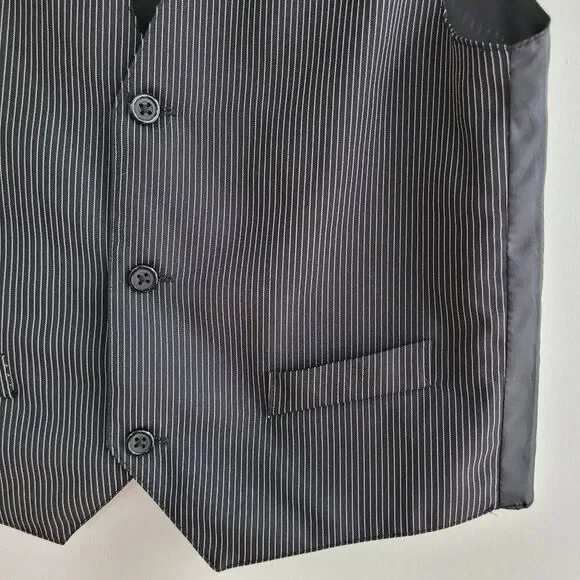 Holiday Editions black & white pinstriped vest office business professional form - Picture 4 of 10